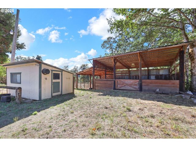 31145 KENADY Ln, Cottage Grove, OR 97424