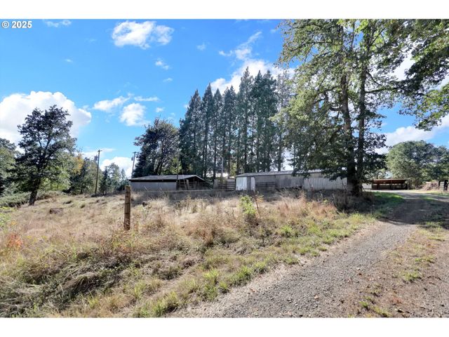 31145 KENADY Ln, Cottage Grove, OR 97424