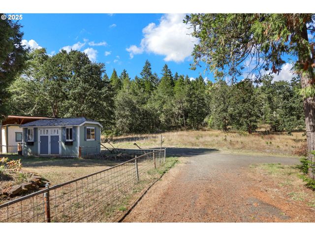 31145 KENADY Ln, Cottage Grove, OR 97424