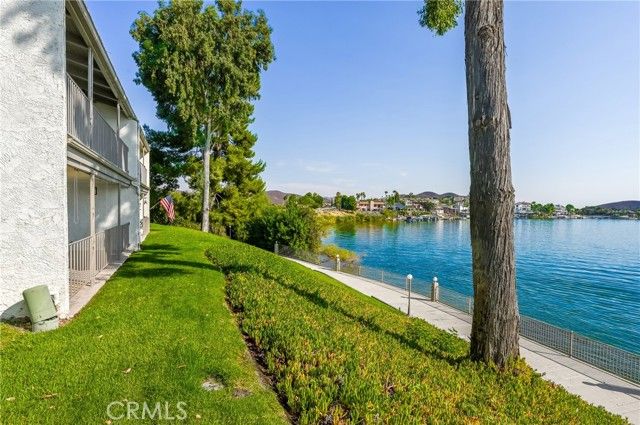 22054 Treasure Island, Canyon Lake, CA 92587
