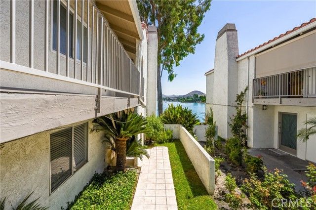 22054 Treasure Island, Canyon Lake, CA 92587