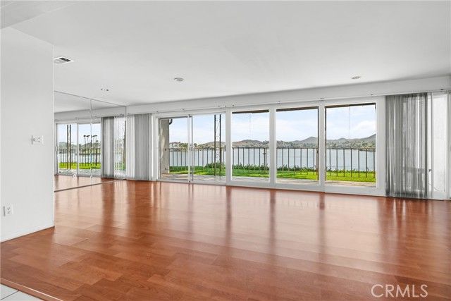 22054 Treasure Island, Canyon Lake, CA 92587