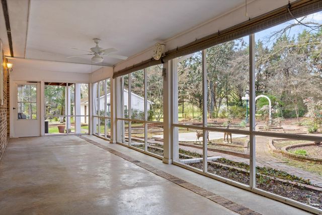 9113 Edgewater Road, Chattanooga, TN 37416