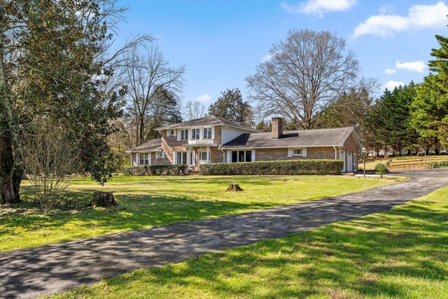 9113 Edgewater Road, Chattanooga, TN 37416