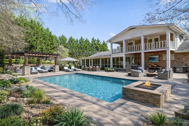 9113 Edgewater Road, Chattanooga, TN 37416