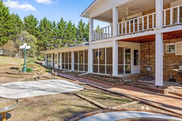 9113 Edgewater Road, Chattanooga, TN 37416