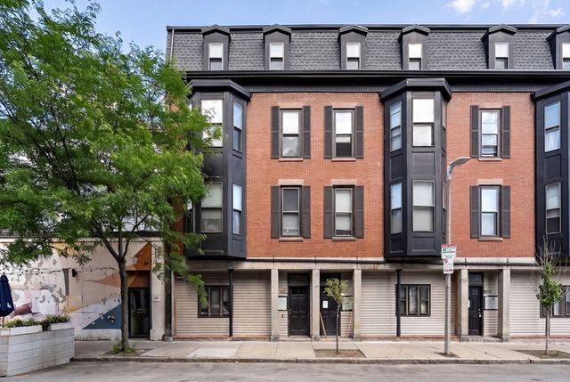148 F St 4, Boston, MA 02127