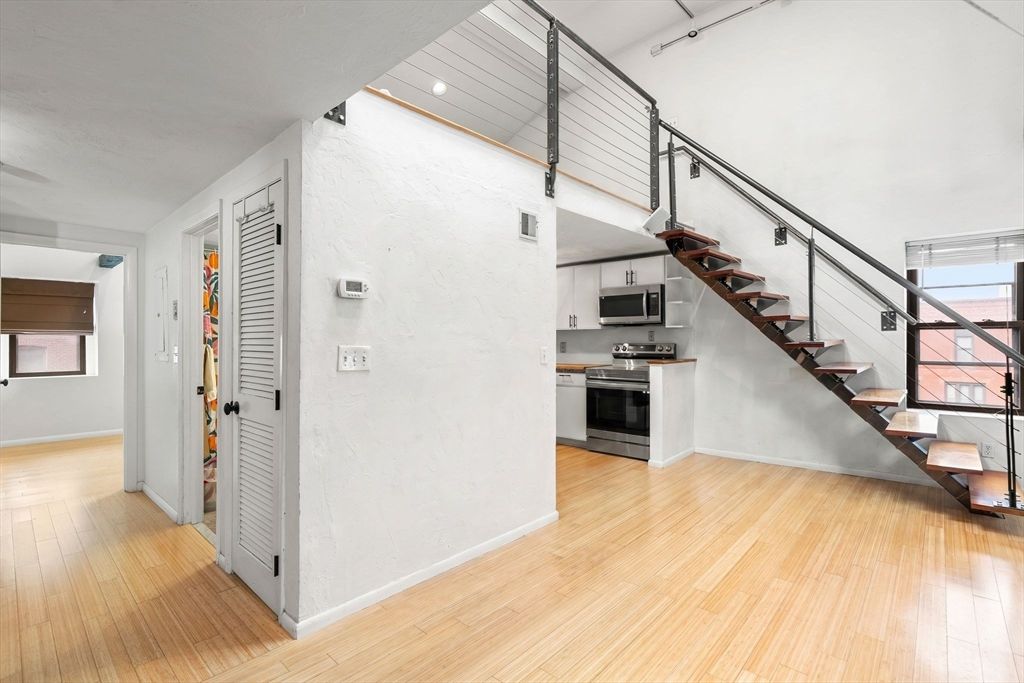 148 F St 4, Boston, MA 02127