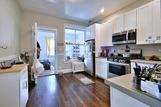 1461 W Winona Street, Chicago, IL 60640