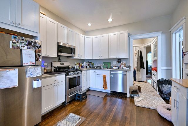 1461 W Winona Street, Chicago, IL 60640