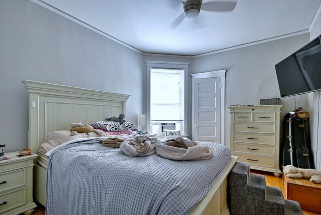1461 W Winona Street, Chicago, IL 60640