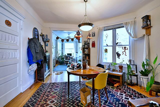 1461 W Winona Street, Chicago, IL 60640