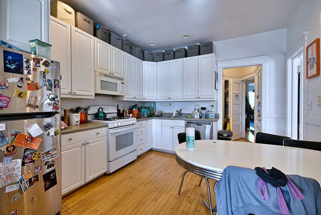 1461 W Winona Street, Chicago, IL 60640