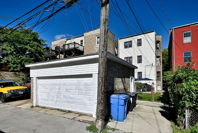 1461 W Winona Street, Chicago, IL 60640