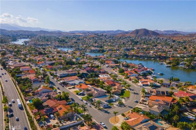 24064 Cruise Circle, Canyon Lake, CA 92587