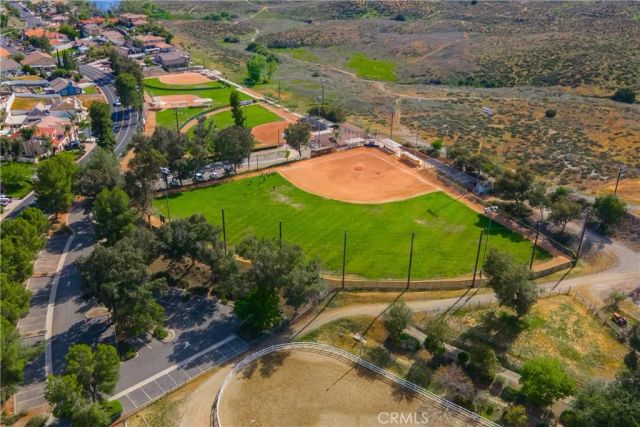 24064 Cruise Circle, Canyon Lake, CA 92587