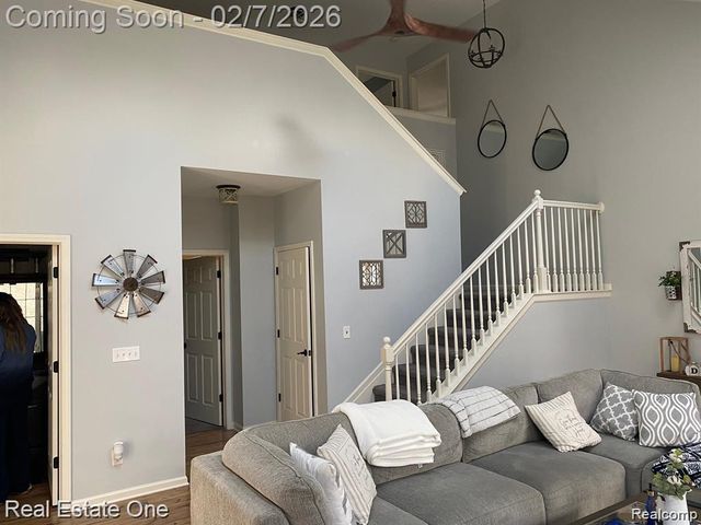 7305 GATEWAY Drive, West Bloomfield Charter Township, MI 48322