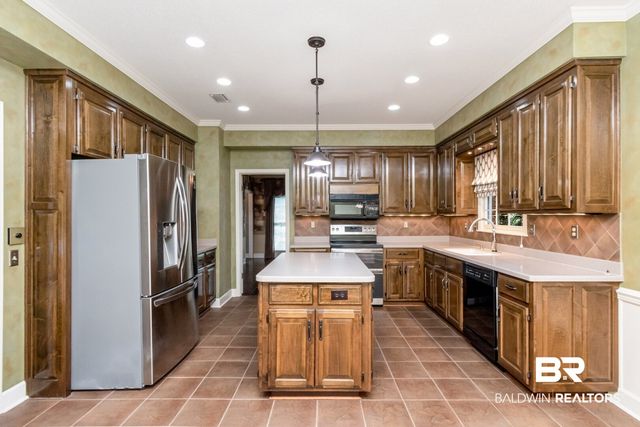 1908 Twin Oaks Court, Mobile, AL 36609