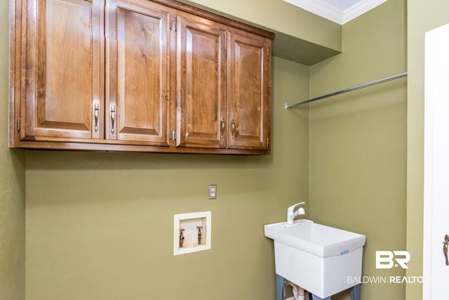 1908 Twin Oaks Court, Mobile, AL 36609