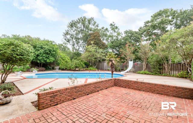 1908 Twin Oaks Court, Mobile, AL 36609