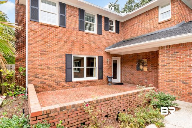 1908 Twin Oaks Court, Mobile, AL 36609