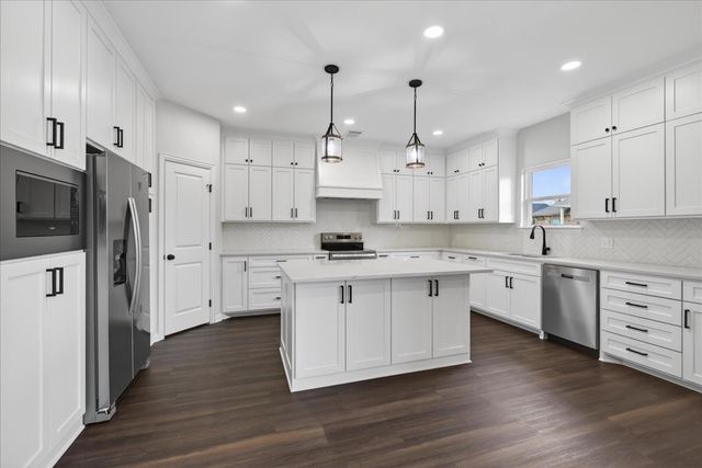 117 Bexar Street, Mabank, TX 75147