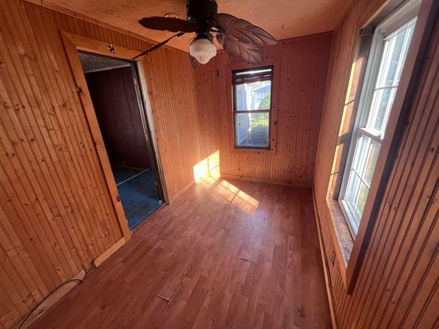 534 Barrett ave Avenue, Jackson, MI 49202