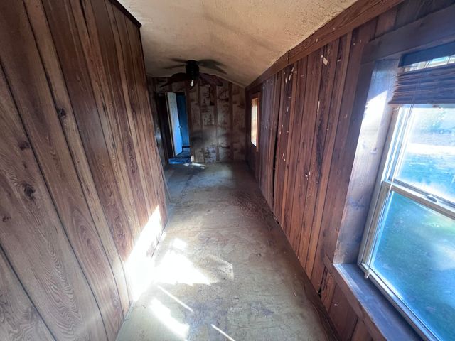 534 Barrett ave Avenue, Jackson, MI 49202