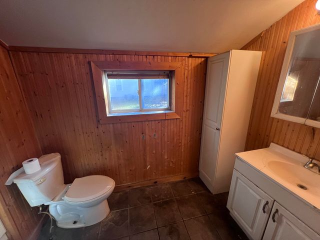 534 Barrett ave Avenue, Jackson, MI 49202