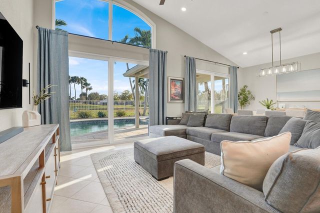 7724 Monarch Court, Delray Beach, FL 33446