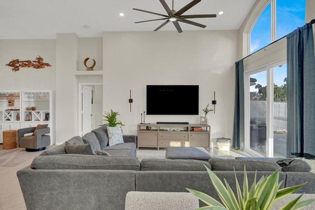 7724 Monarch Court, Delray Beach, FL 33446