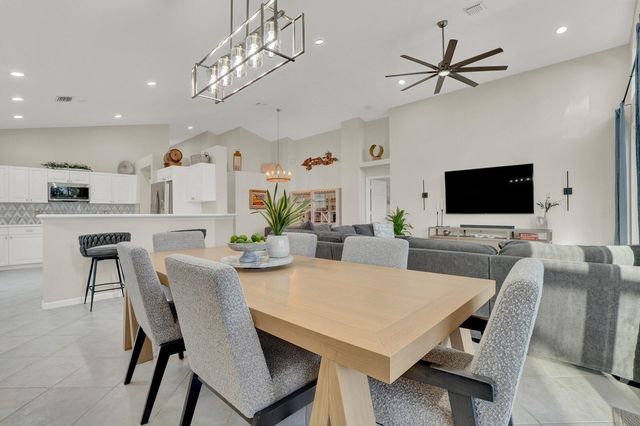 7724 Monarch Court, Delray Beach, FL 33446