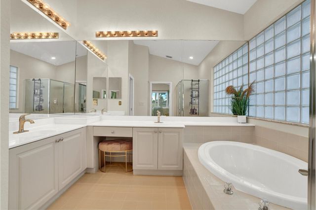 7724 Monarch Court, Delray Beach, FL 33446