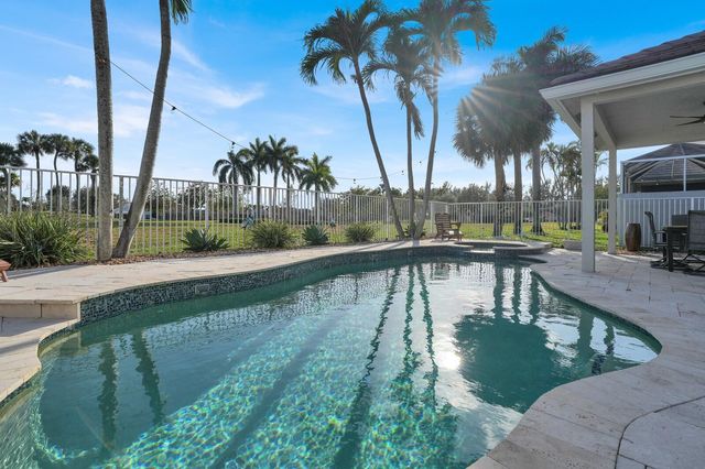 7724 Monarch Court, Delray Beach, FL 33446