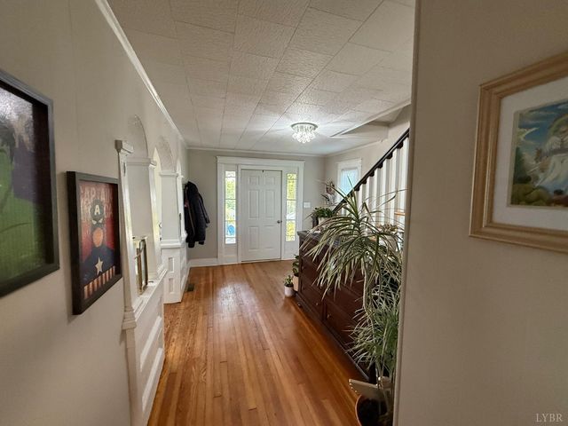 1935 Hughes Avenue, Lynchburg, VA 24521