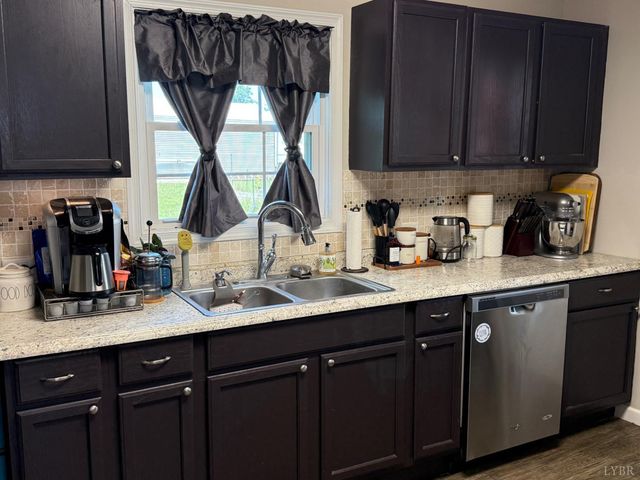 1935 Hughes Avenue, Lynchburg, VA 24521