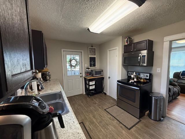 1935 Hughes Avenue, Lynchburg, VA 24521