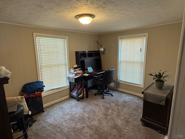 1935 Hughes Avenue, Lynchburg, VA 24521