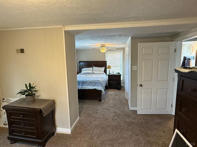1935 Hughes Avenue, Lynchburg, VA 24521