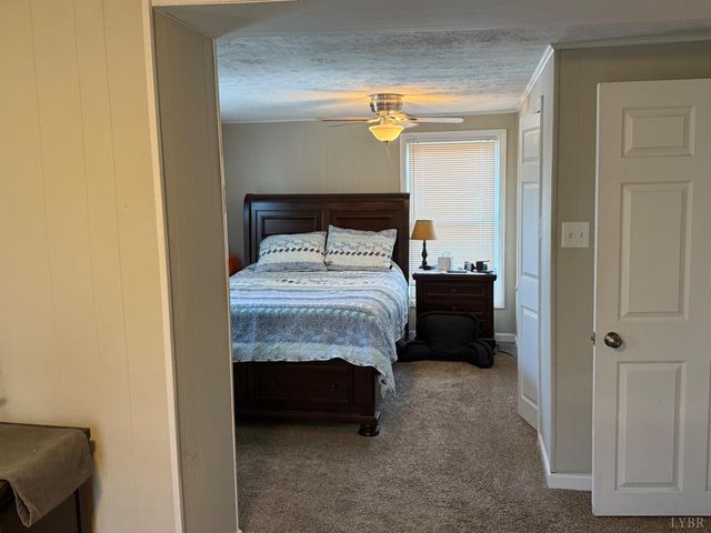 1935 Hughes Avenue, Lynchburg, VA 24521