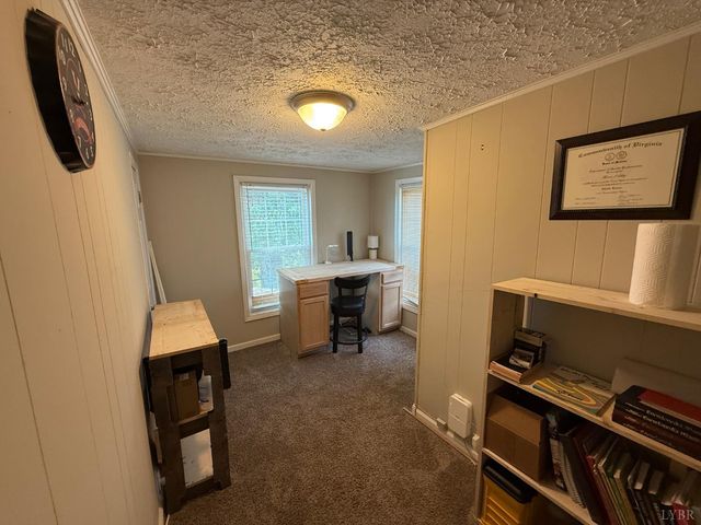 1935 Hughes Avenue, Lynchburg, VA 24521