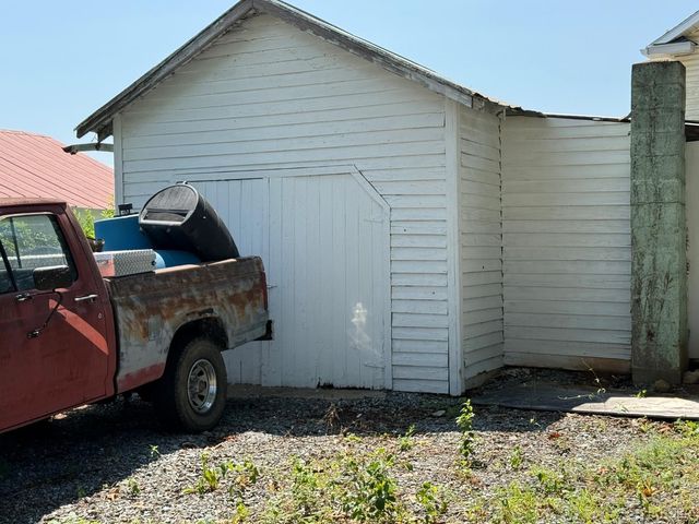1935 Hughes Avenue, Lynchburg, VA 24521