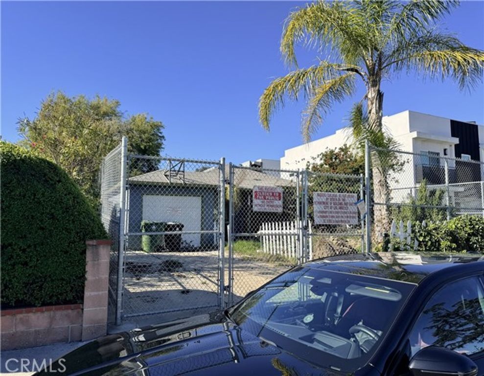 5647 Satsuma, North Hollywood (los Angeles), CA 91601