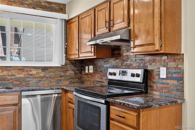 10594 Park Mountain E, Littleton, CO 80127