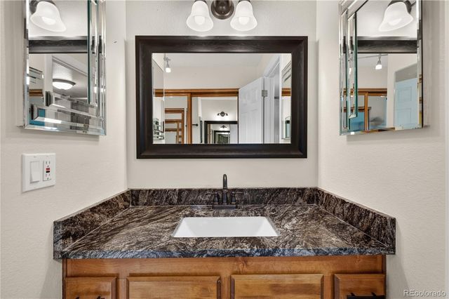 10594 Park Mountain E, Littleton, CO 80127