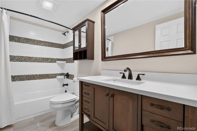 10594 Park Mountain E, Littleton, CO 80127