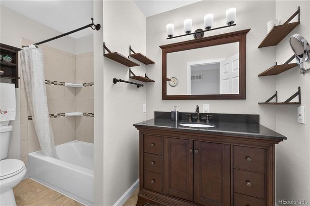 10594 Park Mountain E, Littleton, CO 80127