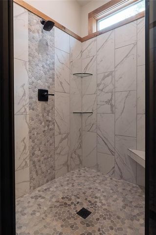 121 Indian Lane, Ellijay, GA 30540