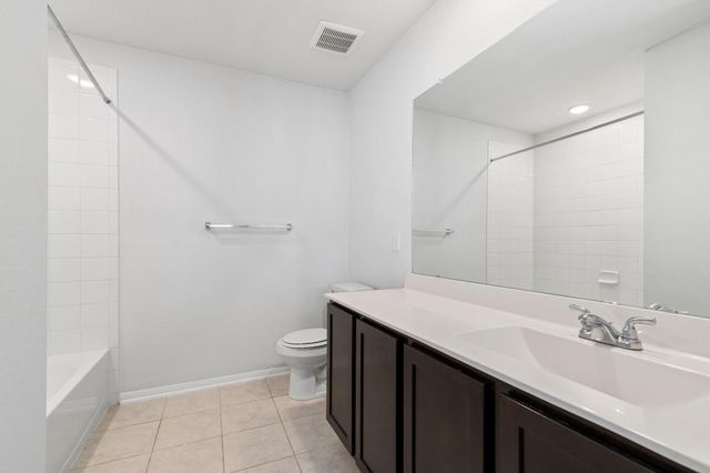 5319 Rivers Edge Drive, Richmond, TX 77469