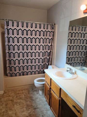 843 SW 56TH TERRACE, Gainesville, FL 32607